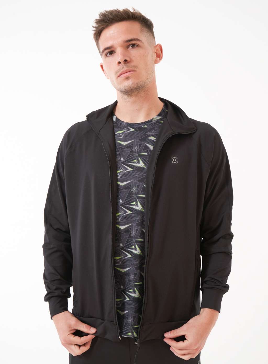 323223. Campera Polisup con Recortes - Image 3