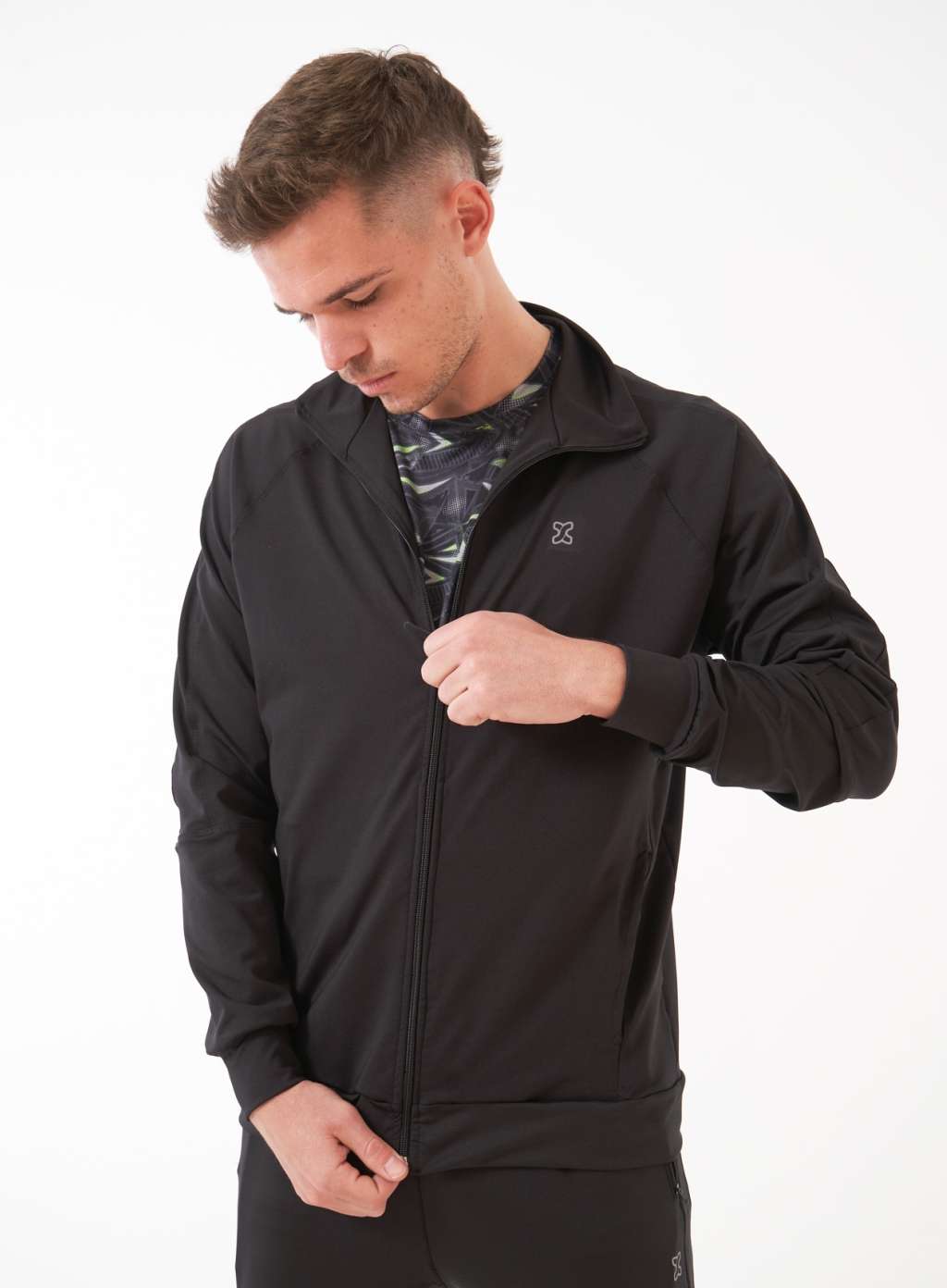 323223. Campera Polisup con Recortes