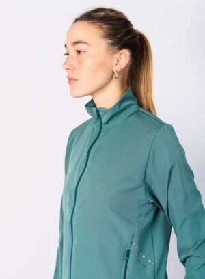 323233. Campera Micro Anís Verde Seco