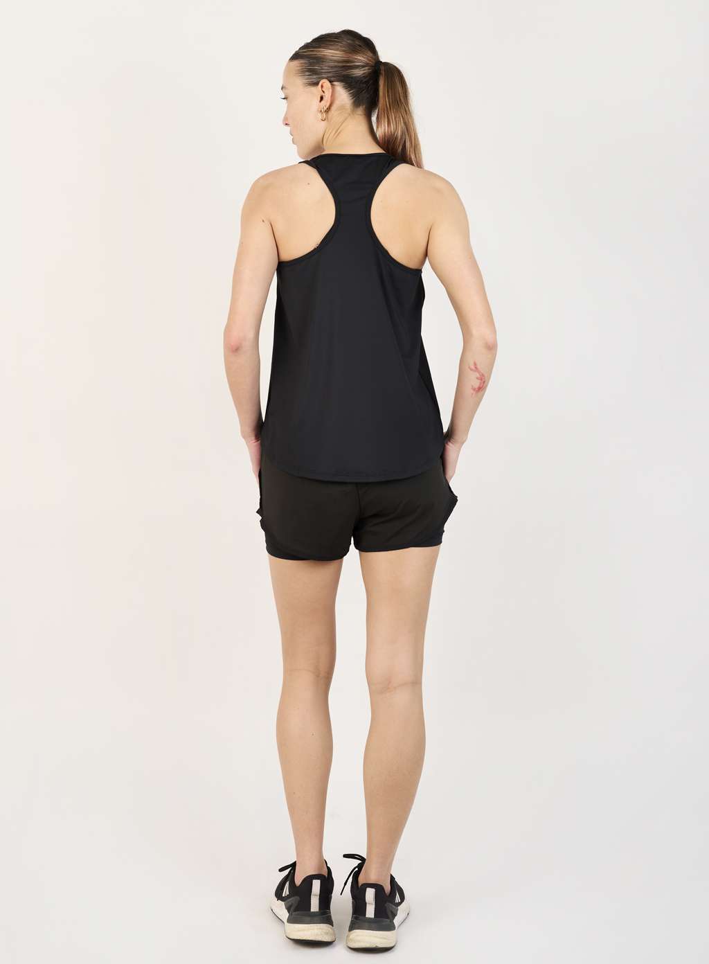 426904. Short Micro con Calza Negro con Negro - Image 5