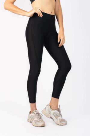 426220. Calza Flat Pro Negra