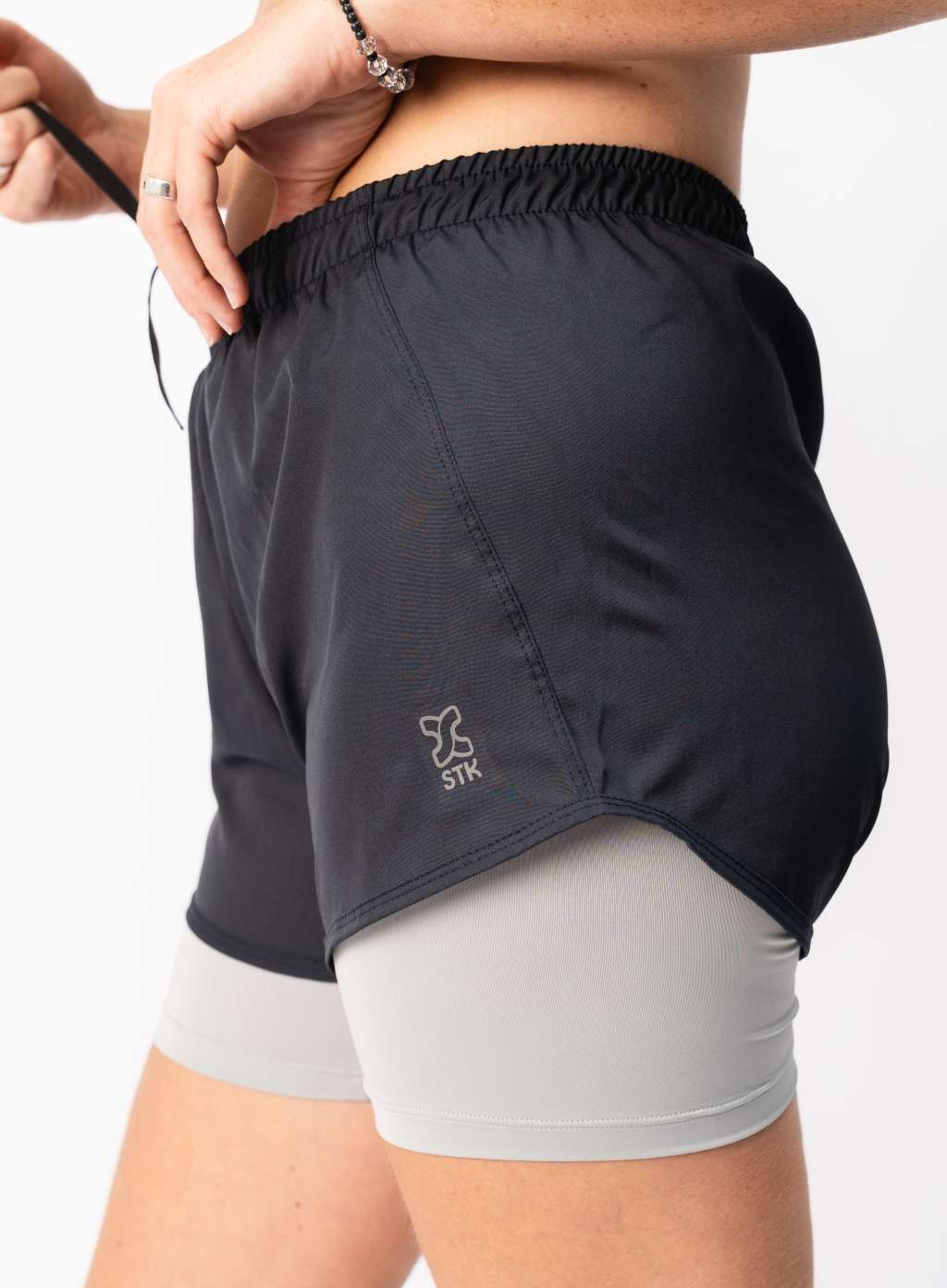 426904. Short Micro Gris topo con Calza Glaciar