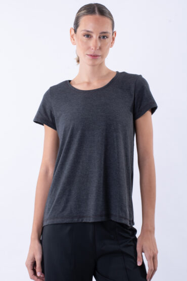 122608. Remera Kenai Negro