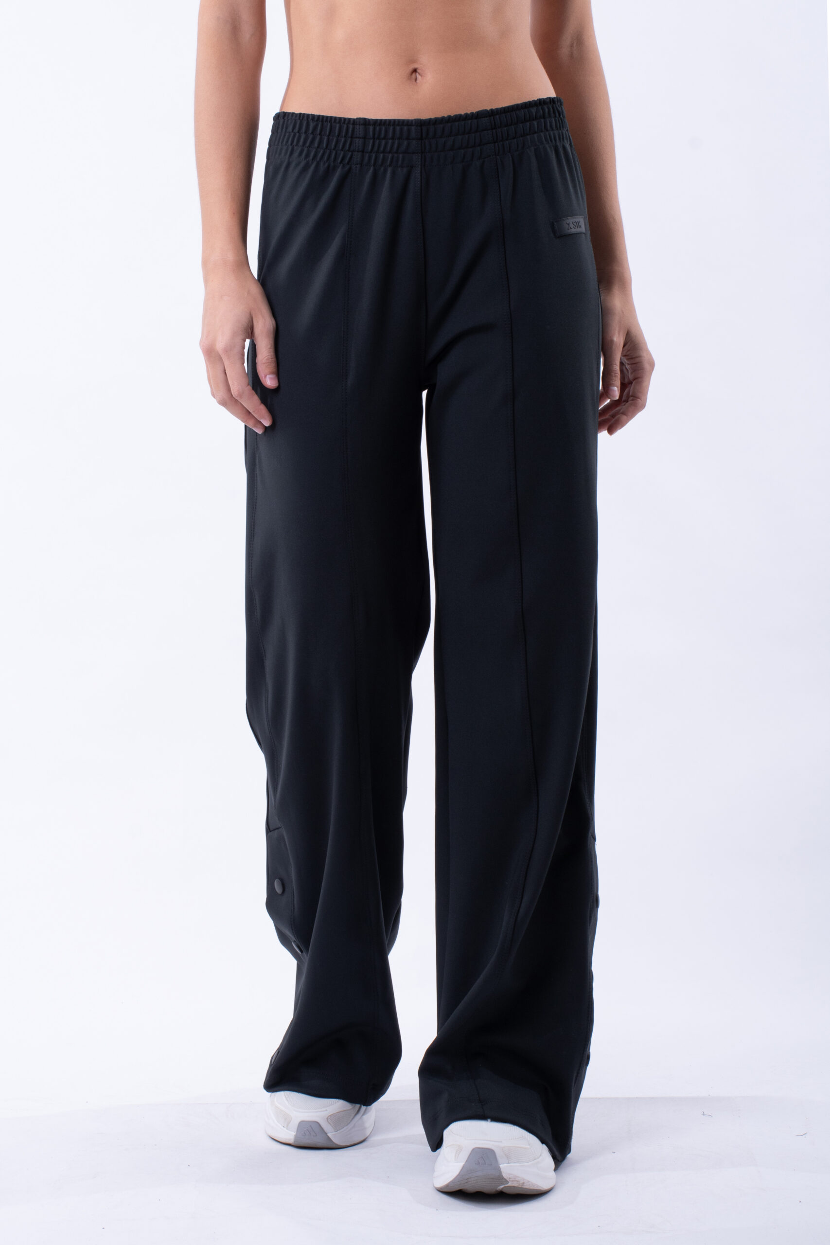 429638. Pantalón Snap Tech Negro - Imagen 2