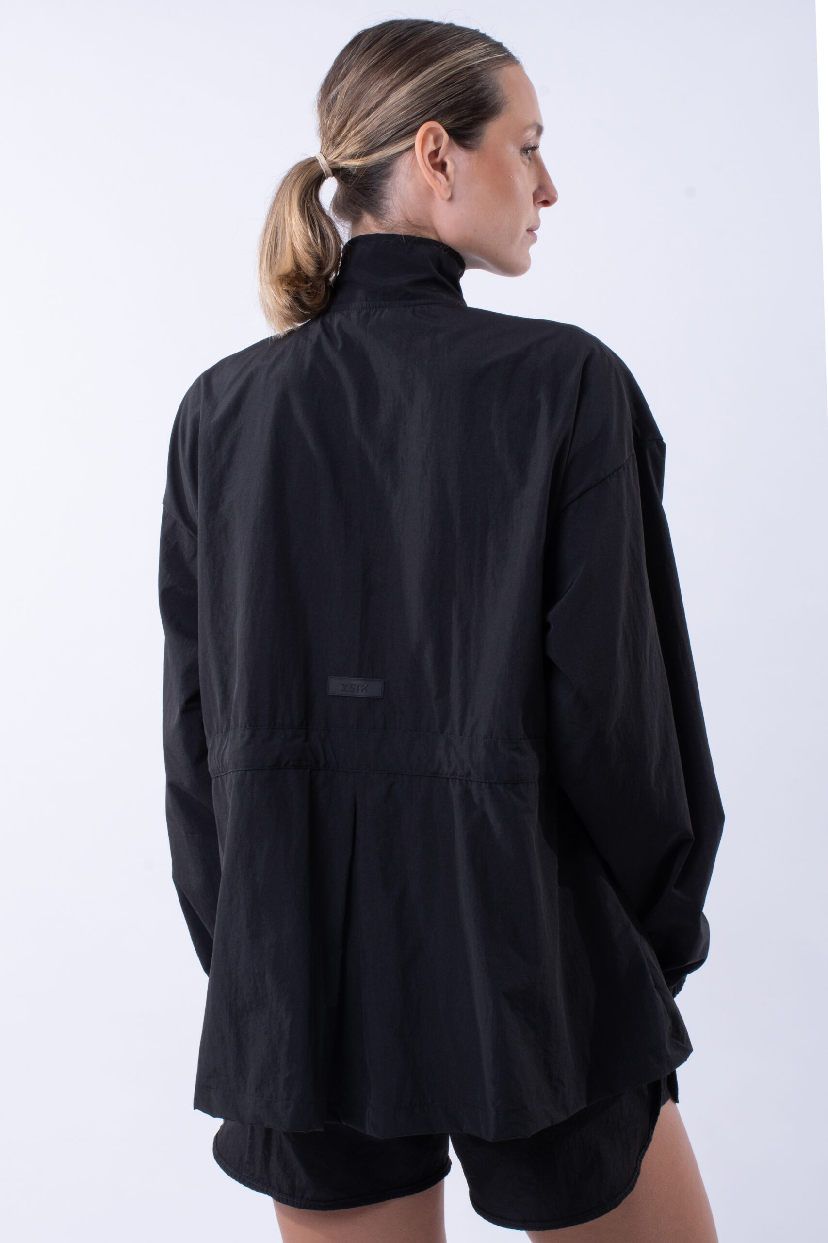 328405. Campera Alborán Negro - Imagen 5