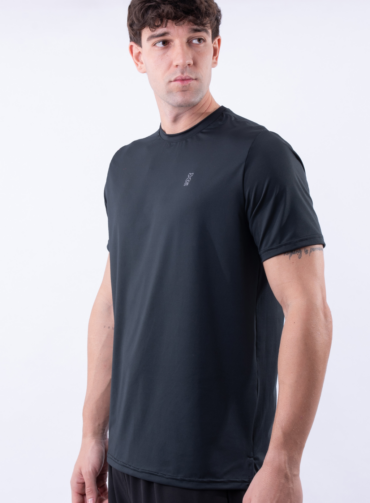 122468. Remera Forde Negra